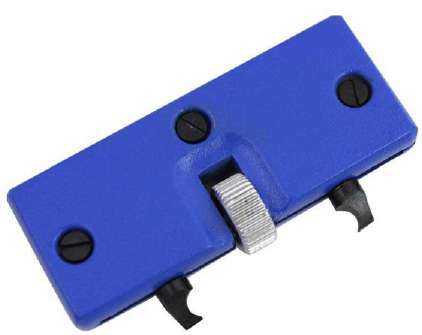 Pocket Type Case Opener with Two Adjustable Knobs